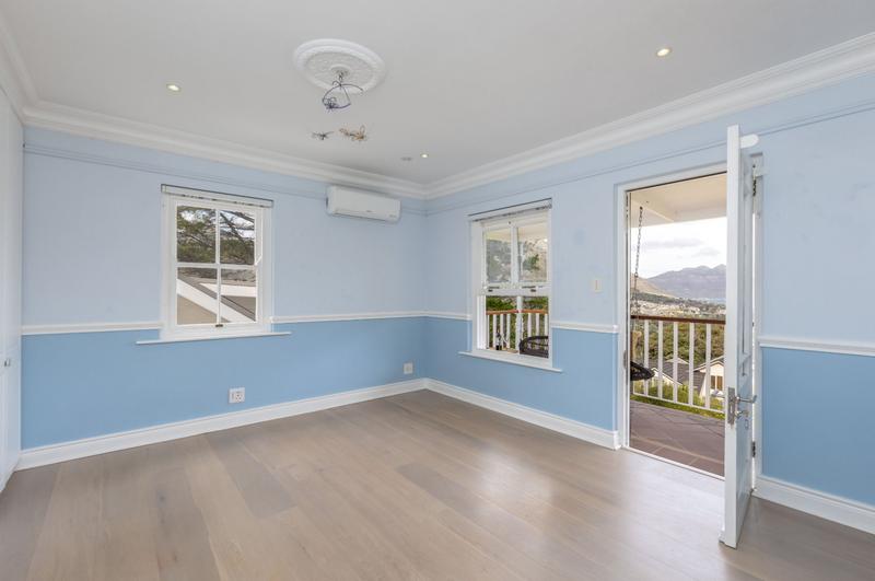 5 Bedroom Property for Sale in Ruyteplaats Western Cape